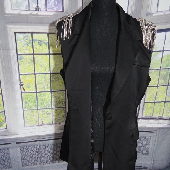 AKIRA Black Sleeveless Blazer with Silver Fringe - Picture 8 of 8